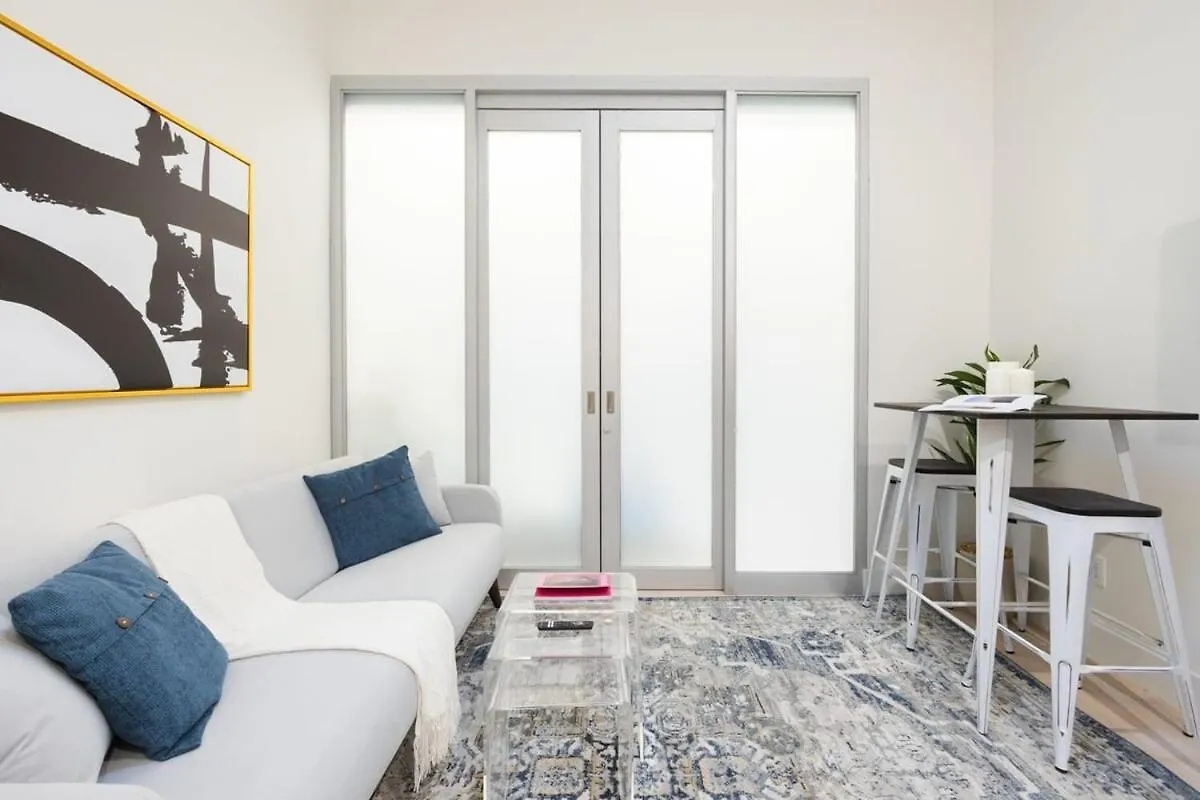 317-4A New Modern 1Br W&D Walk To Central Park ニューヨーク アパート